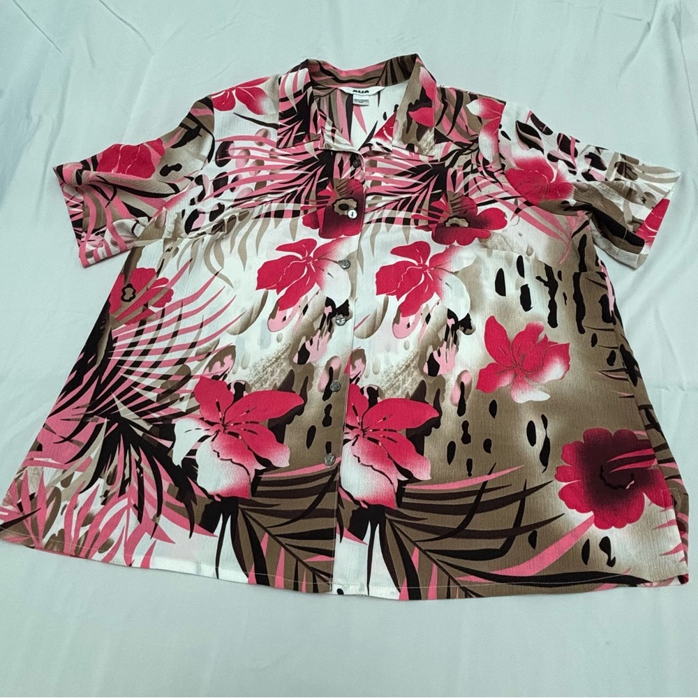 Alia Floral Print Short Sleeve Button Down Shirt